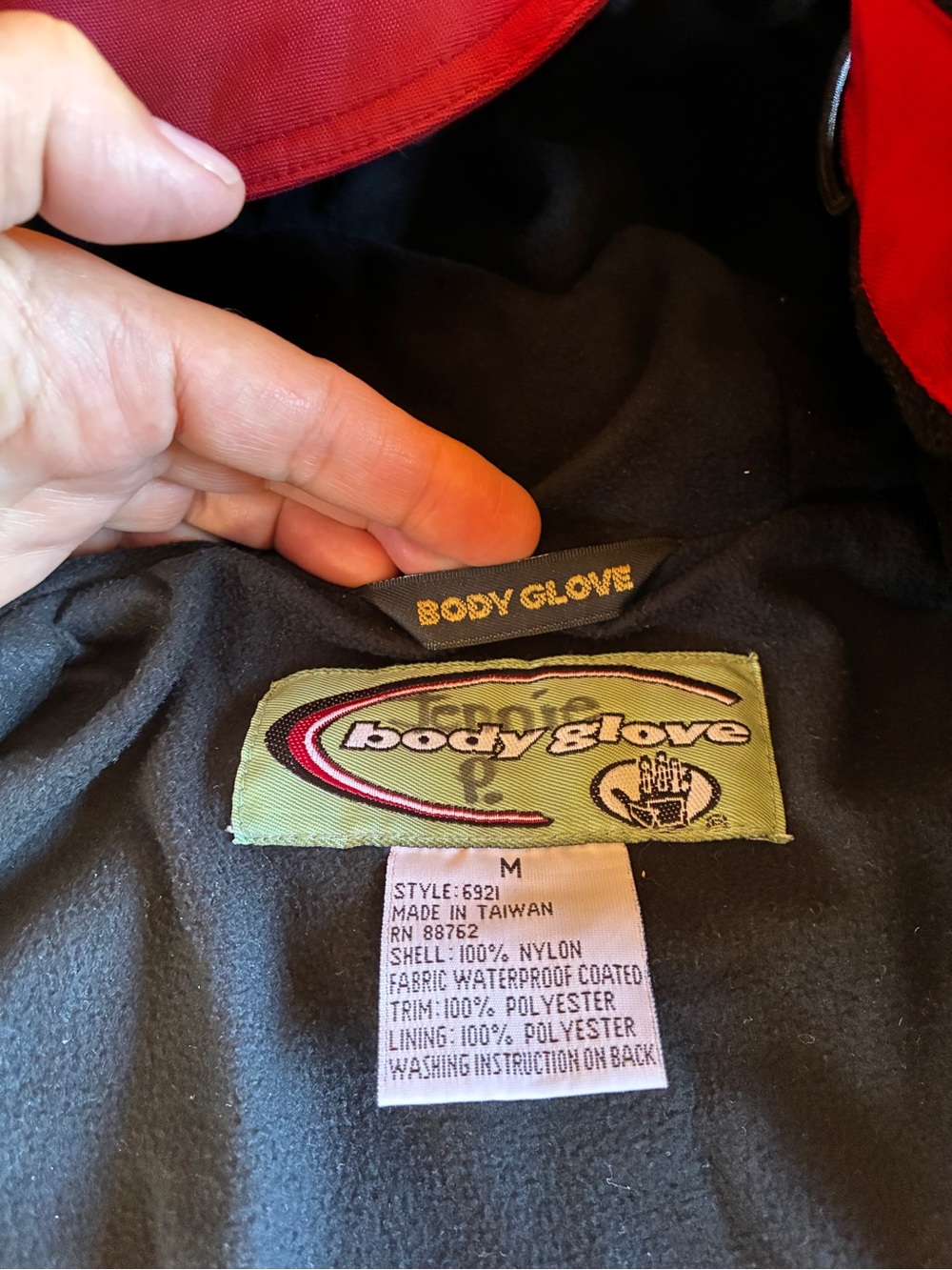 Vintage 90s Body Glove jacket Black Lined Interior with Yellow Logo Tag - Picture 5 of 10